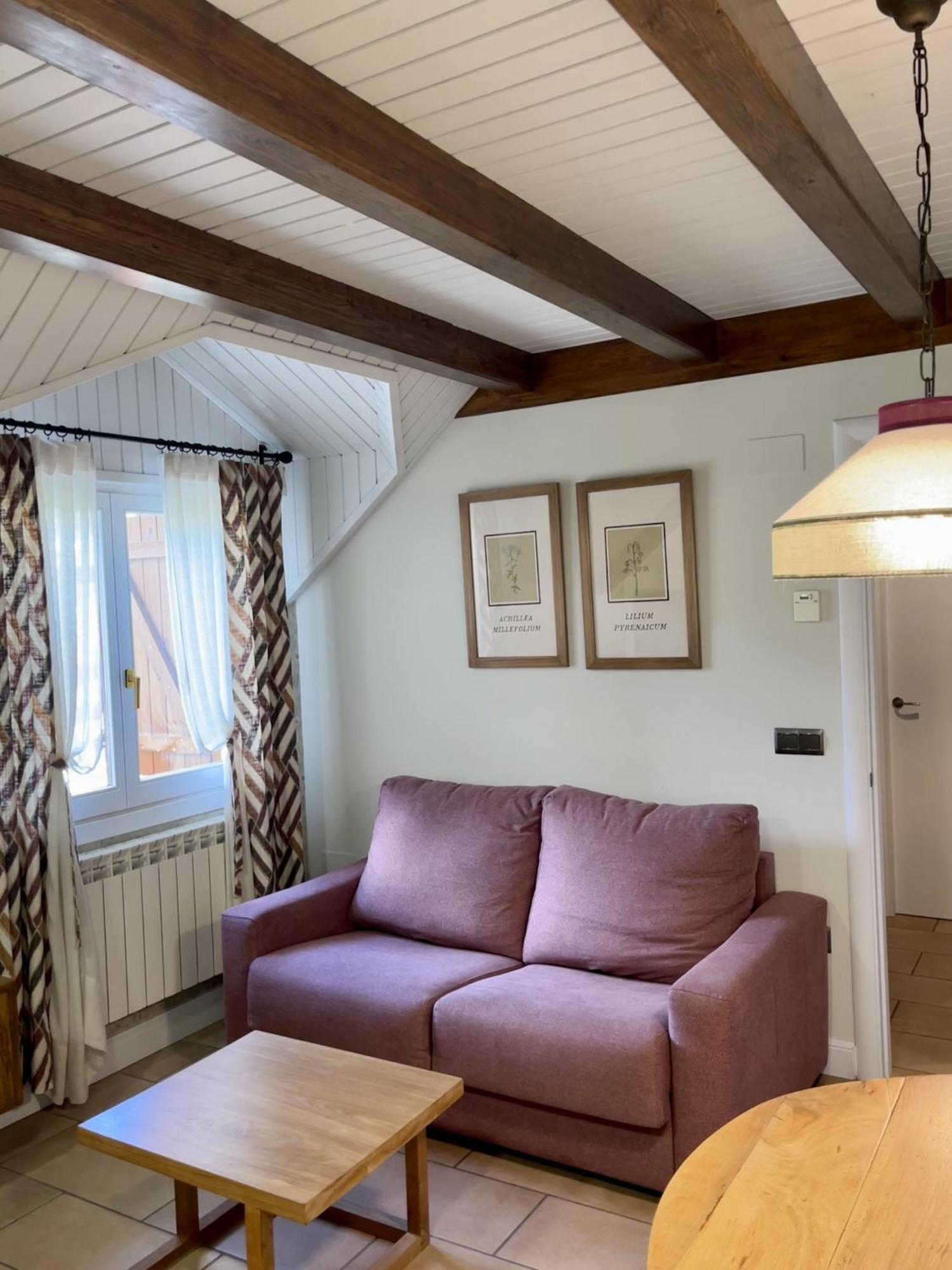 Apartamentos Blasco Tramacastilla de Tena Esterno foto